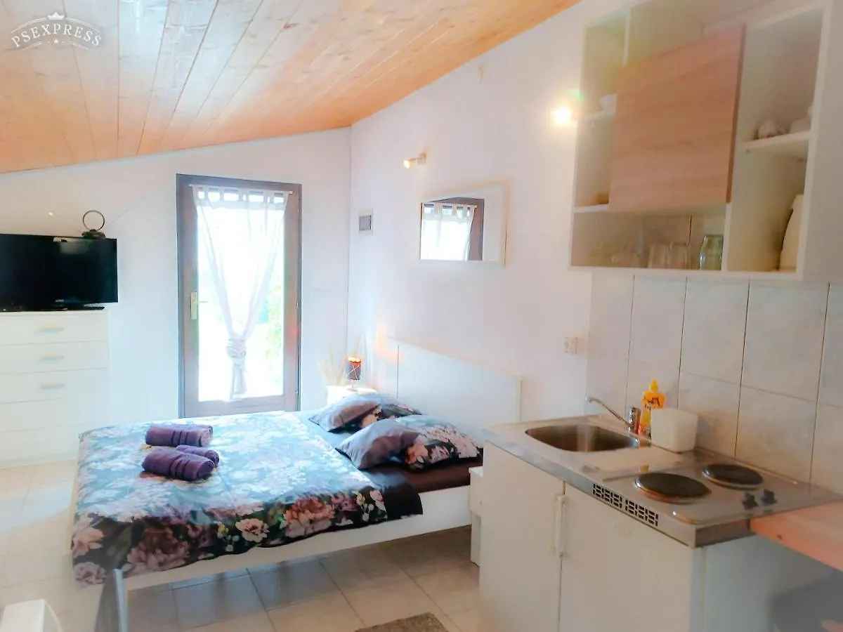 Lägenhet Pampas Studio, Self Check-In Poreč